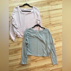 Bundle of 2 sweaters